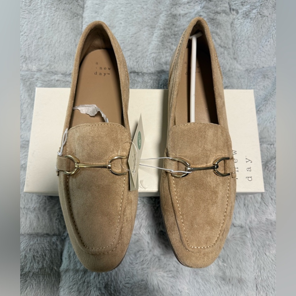 Women’s Flats/Loafer